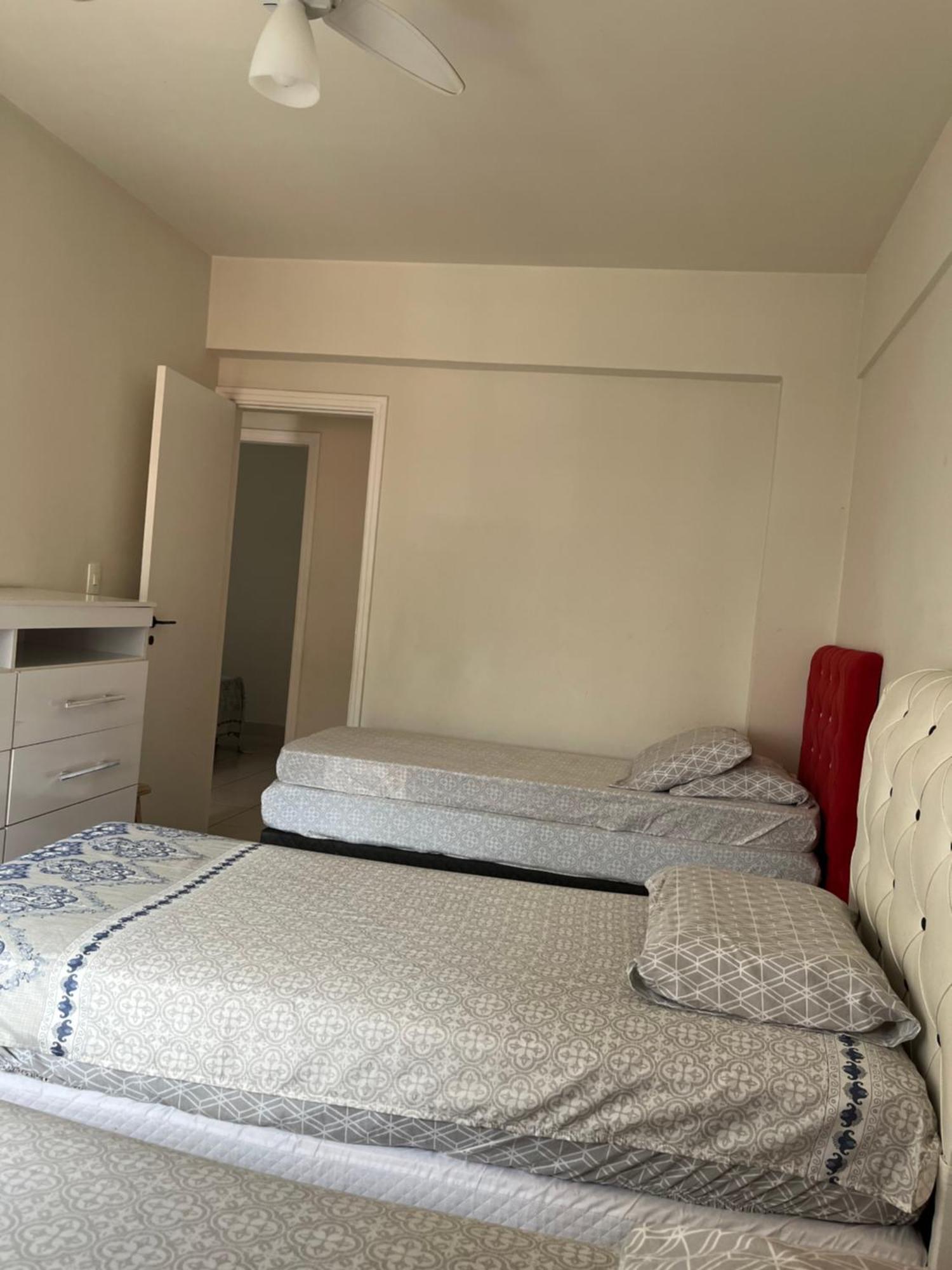Apartamento Amplo A Menos De 400 Metros Da Praia Localizado Proximo A Praca Da Brunella, Area Nobre Do Guaruja. Bagian luar foto